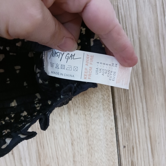 Nasty Gal Smocked Valentines Day Heart Print Tube Top - Picture 4 of 7